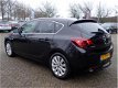 Opel Astra - 2.0 CDTI 160pk Cosmo Executive Leder Ecc Navi Trekhaak Xenon LM Velgen - 1 - Thumbnail