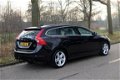 Volvo V60 - D6 AWD Plugin-Hybrid Summum - 1 - Thumbnail