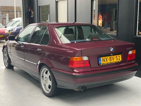 BMW 3-serie - 318i youngtimer - 1