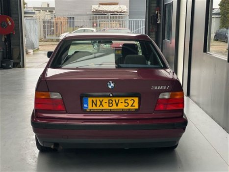 BMW 3-serie - 318i youngtimer - 1