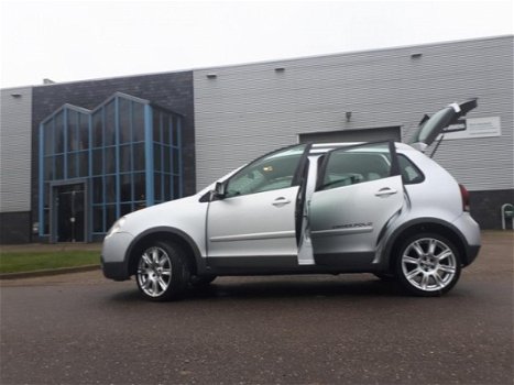 Volkswagen Polo - 1.4-16V Athene Cross RIJD ZEER GOED/ NIEUWE APK24-12-2020/AIRCO/NAVI/INRUIL MOG - 1