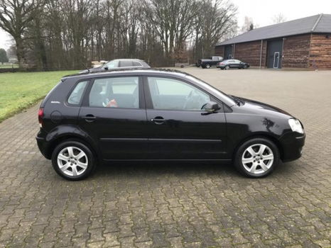 Volkswagen Polo - 1.2-12V Comfortline * Cruise * Airco * Stoelverw * Apk tot 06-2021 - 1