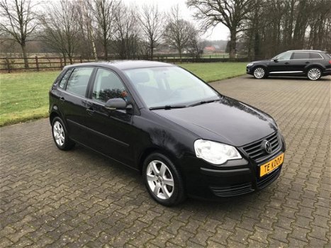 Volkswagen Polo - 1.2-12V Comfortline * Cruise * Airco * Stoelverw * Apk tot 06-2021 - 1