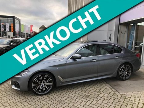 BMW 5-serie - 520d M Sport Edition VOL OPTIES HUD SCHUIFDAK LED LEER NIEUWSTAAT - 1