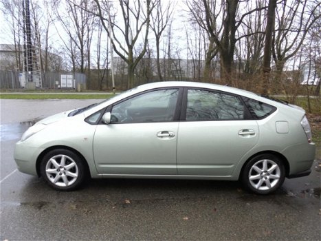 Toyota Prius - 1.5 VVT-i Business Edition - 1