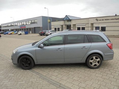 Opel Astra - 1.3 CDTi Executive - 1