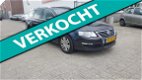 Volkswagen Passat Variant - 2.0 TDI Highline xenon - clima - alcantra leder - 1 - Thumbnail