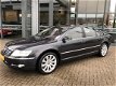 Volkswagen Phaeton - 4.2 V8 4p. Lang Automaat Clima Navi Cruise Leder Lm.velgen Elec.pakket Radio/cd - 1 - Thumbnail