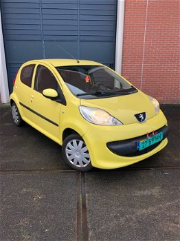 Peugeot 107 - 1.0-12V XS - 1