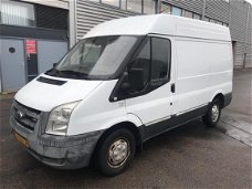 Ford Transit - 260S 2.2 TDCI SHD