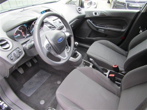 Ford Fiesta - 1.0 100pk Stoelverw, Voorruitverw, PDC, LM Velgen - 1