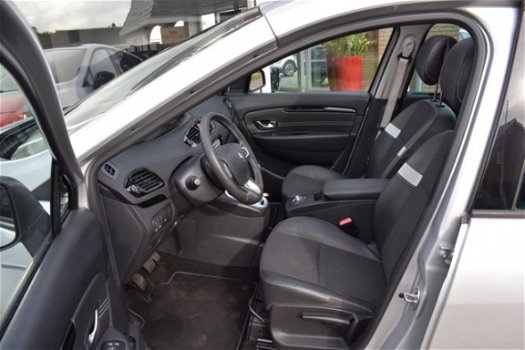 Renault Grand Scénic - 1.4 TCe Bose Trekhaak Panorama Keyless Navigatie - 1