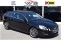 Volvo V60 - 2.0 T5 Momentum 203pk Navigatie Xenon Automaat - 1 - Thumbnail