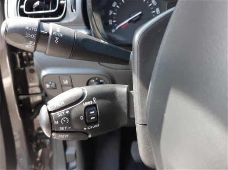 Citroën C3 - PureTech 82 Feel Navigatie | Parkeersensoren | Trekhaak - 1