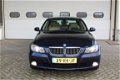 BMW 3-serie - 320i Dynamic Executive XENEON.NAVI.PDC.LEDEREN.AIRCO.NAP...DEALER OH - 1 - Thumbnail