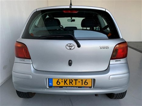 Toyota Yaris - 1.3 VVT-i Terra Airco Elek.ramen 15'velgen 97.833km - 1