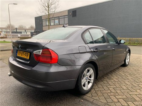 BMW 3-serie - 318d Business Line ✅NAP, 6BAK, NAVI, LEDER, 2XSLEUTELS, BOEKJES - 1