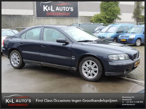 Volvo S60 - 2.4 - 1