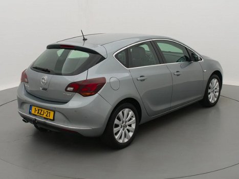 Opel Astra - 1.4 TURBO 140PK COSMO CLIMATE CONTROL | PDC V+A - 1