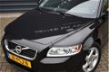 Volvo V50 - 1.6 D2 S/S Sport | Trekhaak | NAP | Airco - 1 - Thumbnail