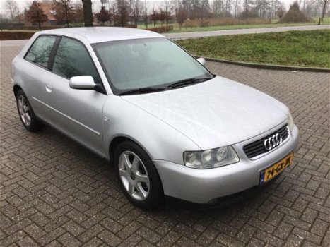 Audi A3 - 1.8 5V ATTRACTION - 1