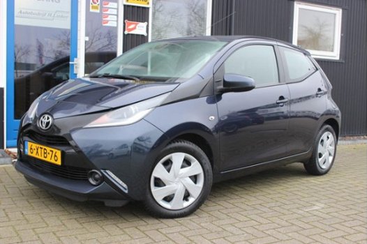 Toyota Aygo - 1.0 VVT-i x-play/Camera/Cruise/Airco/5drs - 1