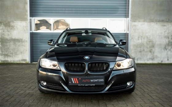 BMW 3-serie Touring - 318i Business Line - 1