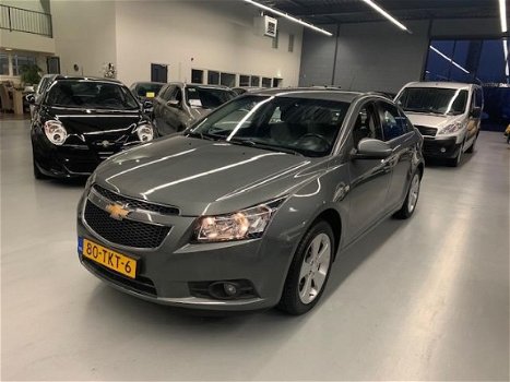 Chevrolet Cruze - 1.8 LTZ 75dkm, pdc, navi - 1