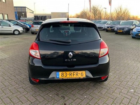 Renault Clio - 1.5 dCi Parisienne - 1