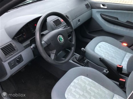 Skoda Fabia Combi - 1.4 Comfort AIRCO 156DKM BJ 2003 NIEUW APK - 1