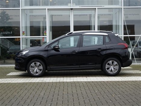 Peugeot 2008 - 1.2 PureTech 82pk Blue Lion | NAVIGATIE | PANORAMA | AIRCO | AUTOMAAT - 1