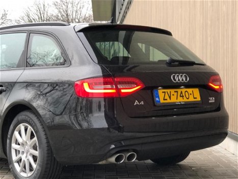 Audi A4 Avant - 2.0 TDI ultra Advance Sport 2015 Zwart - 1