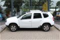 Dacia Duster - TCe 125 4x2 Lauréate / Navi / Airco / Trekhaak - 1 - Thumbnail