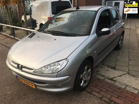 Peugeot 206 - 1.4 X-line *Stuurbekrachtiging - 1