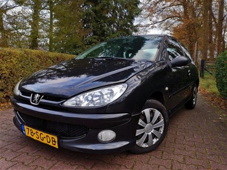 Peugeot 206 - 1.4 HDi Air-line | APK 01-2021 - 1