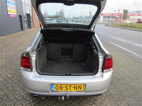 Opel Vectra GTS - 1.9 CDTi Executive Navi - Climate - 1