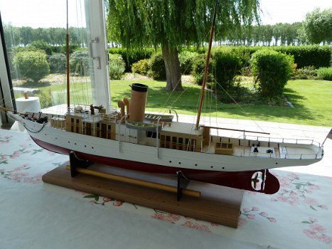 S/Y Medea 1/48 RC - 1