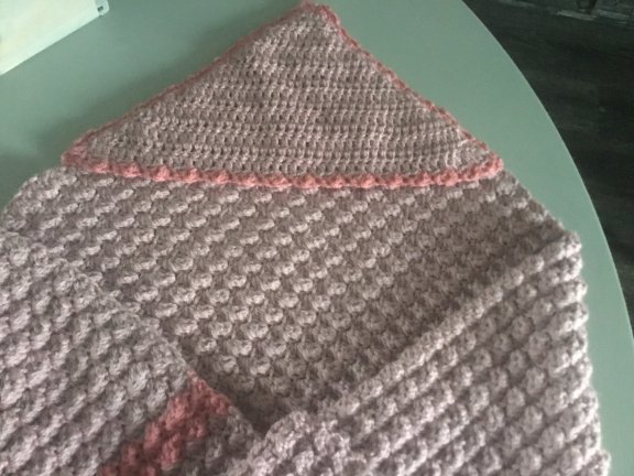Hand gehaakte warme baby wikkeldoek - nr. 1