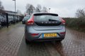 Volvo V40 - 2.0 D2 MOMENTUM ZEER LUXE 1E EIG NAVI 1/2 LEDER STOEL+VORRUITVERW. CLIMA CRUISE BLUETOOT - 1 - Thumbnail