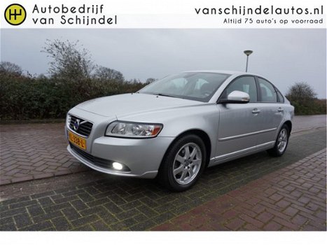 Volvo S40 - 1.6 D2 S/S Business Pro Edition NWE STAAT NAVI LEDER CRUISE CLIMA BLUETOOTH PARKEERSENSO - 1