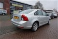 Volvo S40 - 1.6 D2 S/S Business Pro Edition NWE STAAT NAVI LEDER CRUISE CLIMA BLUETOOTH PARKEERSENSO - 1 - Thumbnail