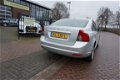 Volvo S40 - 1.6 D2 S/S Business Pro Edition NWE STAAT NAVI LEDER CRUISE CLIMA BLUETOOTH PARKEERSENSO - 1 - Thumbnail