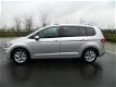 Volkswagen Touran - 1.6 TDI SCR Highline 7p AUTOMAAT 7-PERSOONS - 1 - Thumbnail