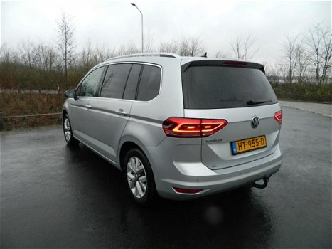 Volkswagen Touran - 1.6 TDI SCR Highline 7p AUTOMAAT 7-PERSOONS - 1