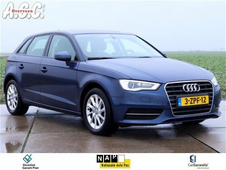 Audi A3 Sportback - 1.6 TDi Navi ECC 5 Deurs Cr.Contr - 1