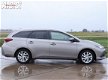 Toyota Auris - 1.8 Hybride AUTOMAAT Xenon Navi+Camera - 1 - Thumbnail