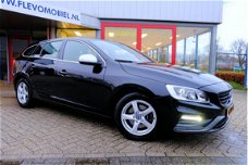 Volvo V60 - 1.6 D2 R-Design Navi/Leder-Alcant./LMV