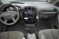 Chrysler Grand Voyager - 2.8 CRD SE Luxe '06 Clima Cruise 7 Persoons - 1 - Thumbnail