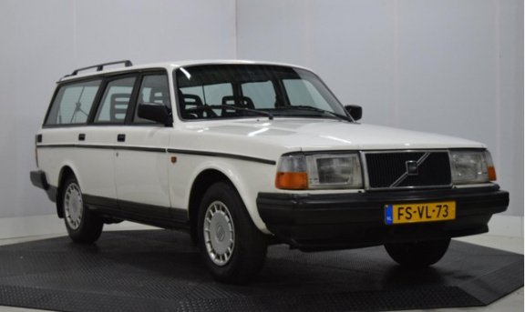 Volvo 240 - 2.0i Polar - 1