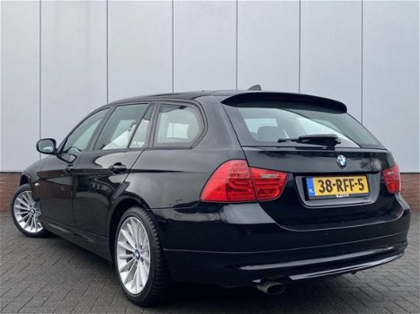 BMW 3-serie Touring - 318i Corporate Lease Luxury Line | Trekhaak | Xenon - 1